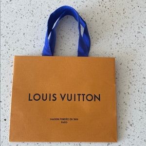 Louis Vuitton shopping bag